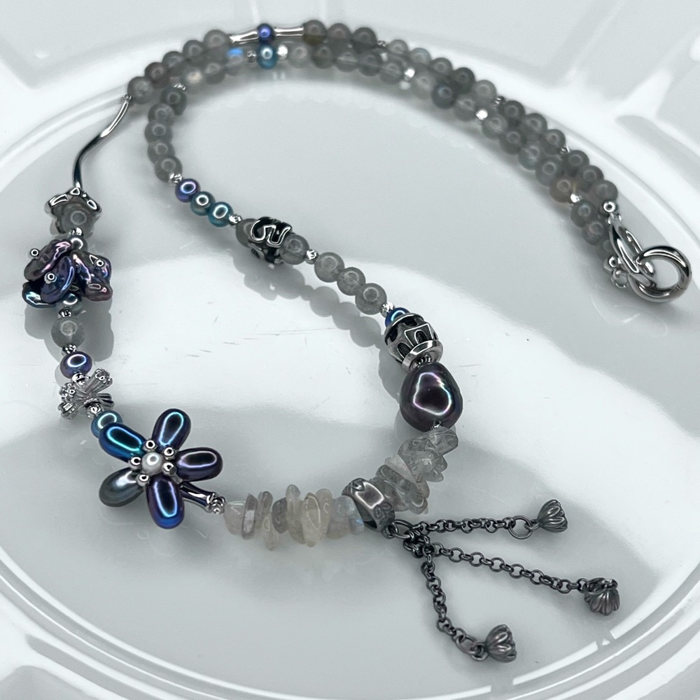 Handmade Freshwater Peacock 🦚 Pearl Flower 🌺 Moonstone Necklace